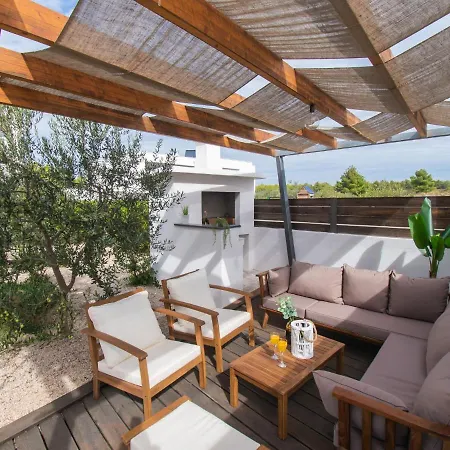 Nika By Interhome