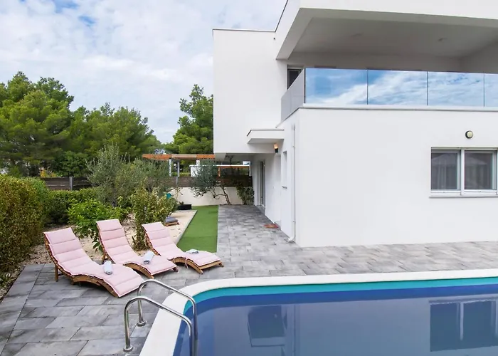 بيت للعطل Nika By Interhome *